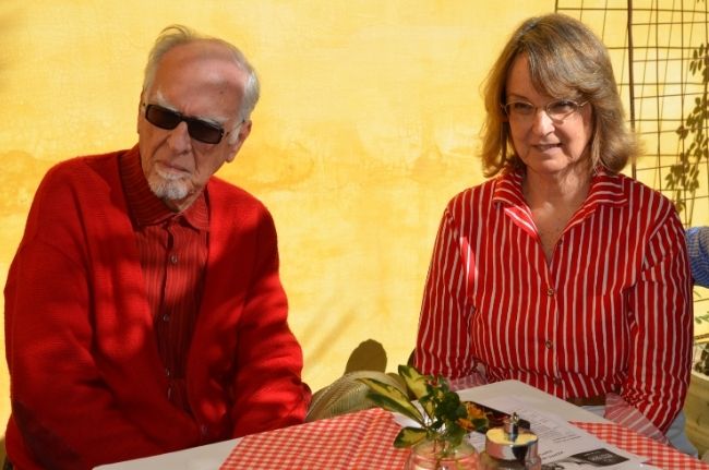Psykoanalyytikot Norberto Keppe ja Claudia B. S. Pacheco ovat vieneet Brasilian sydämeen, Cambuquiraan, yliopiston lisäksi Festa do Divino - juhlan.